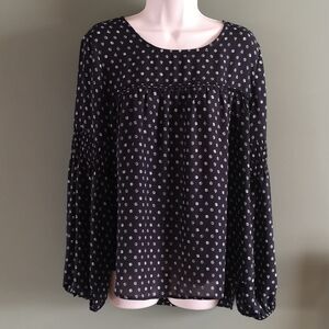 Spense Abstract Polka Dot Smocked Sleeve Detail Flowy Keyhole Back Sz L